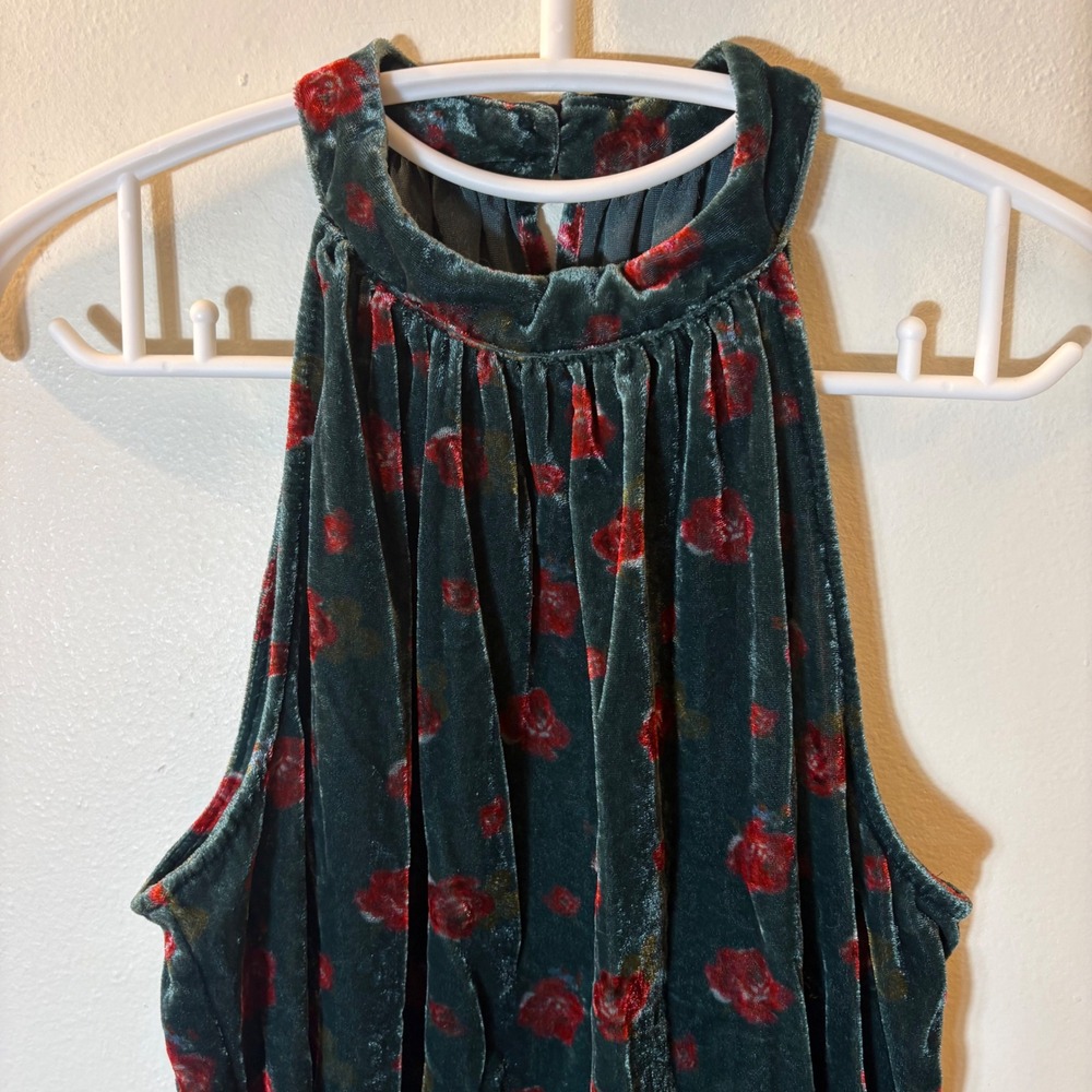 LOFT Floral Velvet Shirred Halter Top Size Small - Picture 3 of 9